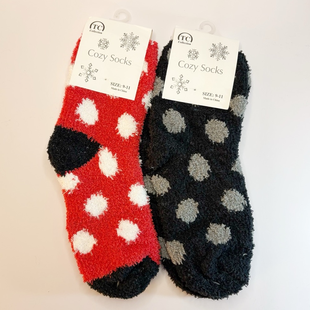 NWT Cozy Polka Dot Fuzzy Socks 2-Pair Set | Red & Black | Size 9–11